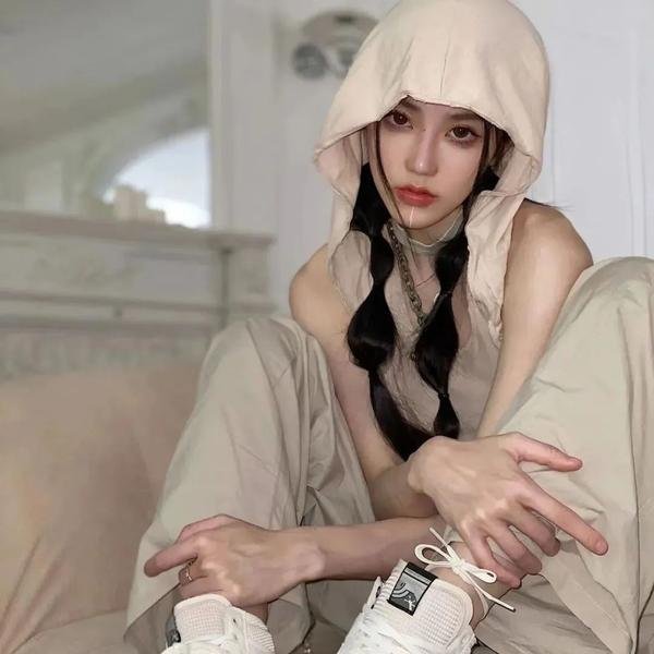 淘宝女孩的好评爱情海报